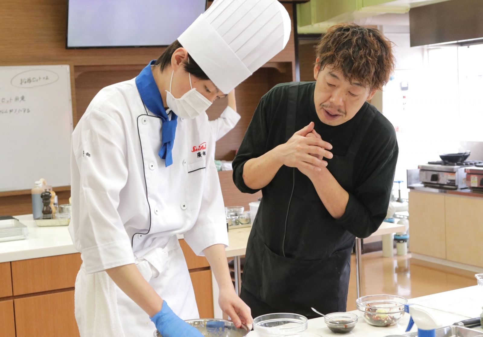 希少】著者:顧中正の直筆サインあり！中国料理百科理論 600選 PROBAKERS 1